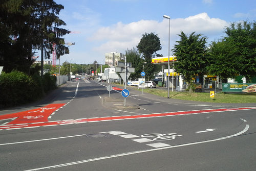 Die neue Radverkehrsanlage in der Willi-Werner-Straße.
